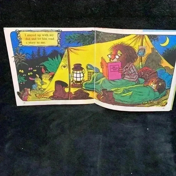 **HOST PICK** Two Vintage 1980s Mercer Mayer books  that include vinyl records - Picture 12 of 14